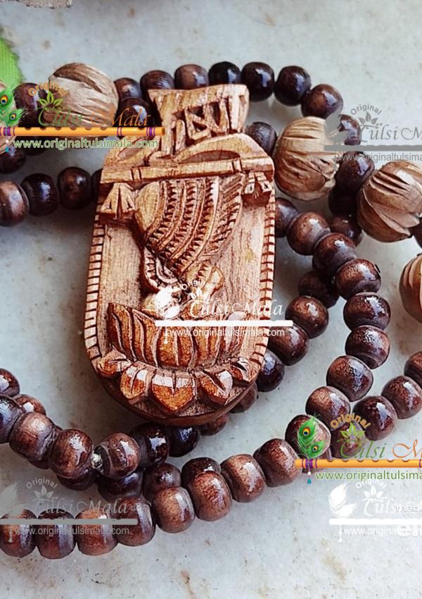 Shri Krishna Charan Tulsi Locket With Pretty Lotus Garland