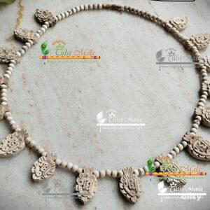 Radha Radha Radha Tulsi Kanthi Haar Mala