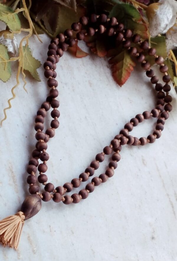 Shyma Tulsi Beads Knotted Japa Mala 108 Shankh Guru Bead