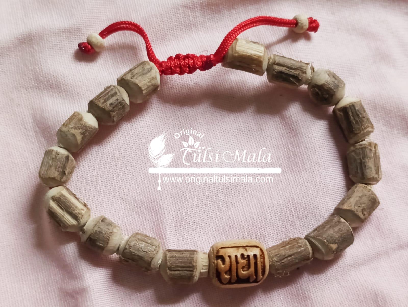 Traditional Look Shyama Tulsi Bracelet In Thread