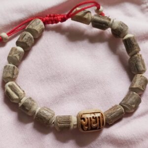Traditional Look Shyama Tulsi Bracelet In Thread