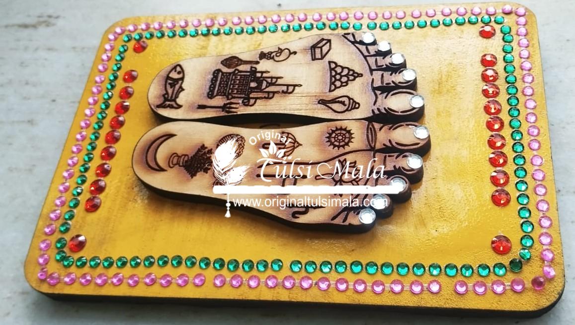 Shri Radha Charan Naam Sewa For Home Temple