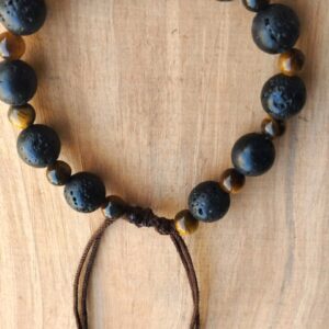 Krisha Spetic With Tiger Ball Storag Design Bracelet