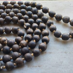 Shyama Dark Tulsi Beads Japa Mala – All beads of same size